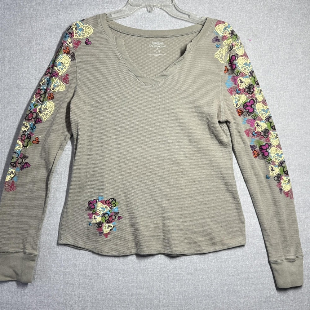 Disney Shirt Womens Large Beige Mickey Mouse Disneyland‎ V Neck Long Sleeve